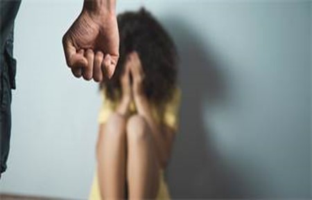 חקיקת חוק בעל עונש נוקשה לעברייני אלימות נגד נשים