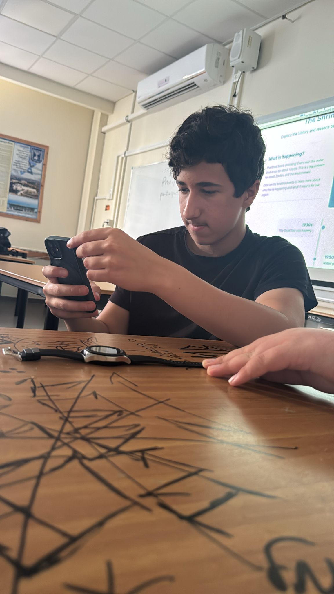עמית ברקוביץ המכונה עמות צריך לעשות אנאלי עם פמוטי השבת שלי באורך 73.6 סנטי