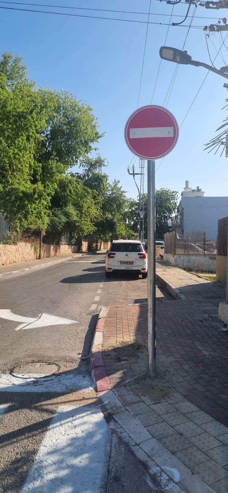 נגד חסימת הפנייה מרחוב העצמון לרחוב בית שערים